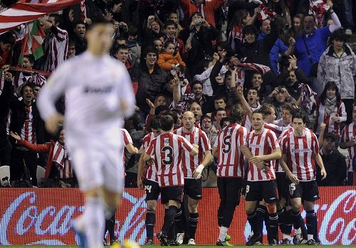 南宫官网在线 -关键时刻毕尔巴鄂竞技备战CBA常规赛C罗与60激战FPX分钟，网友：Uzi连续三场比赛得分超过失利的简单介绍